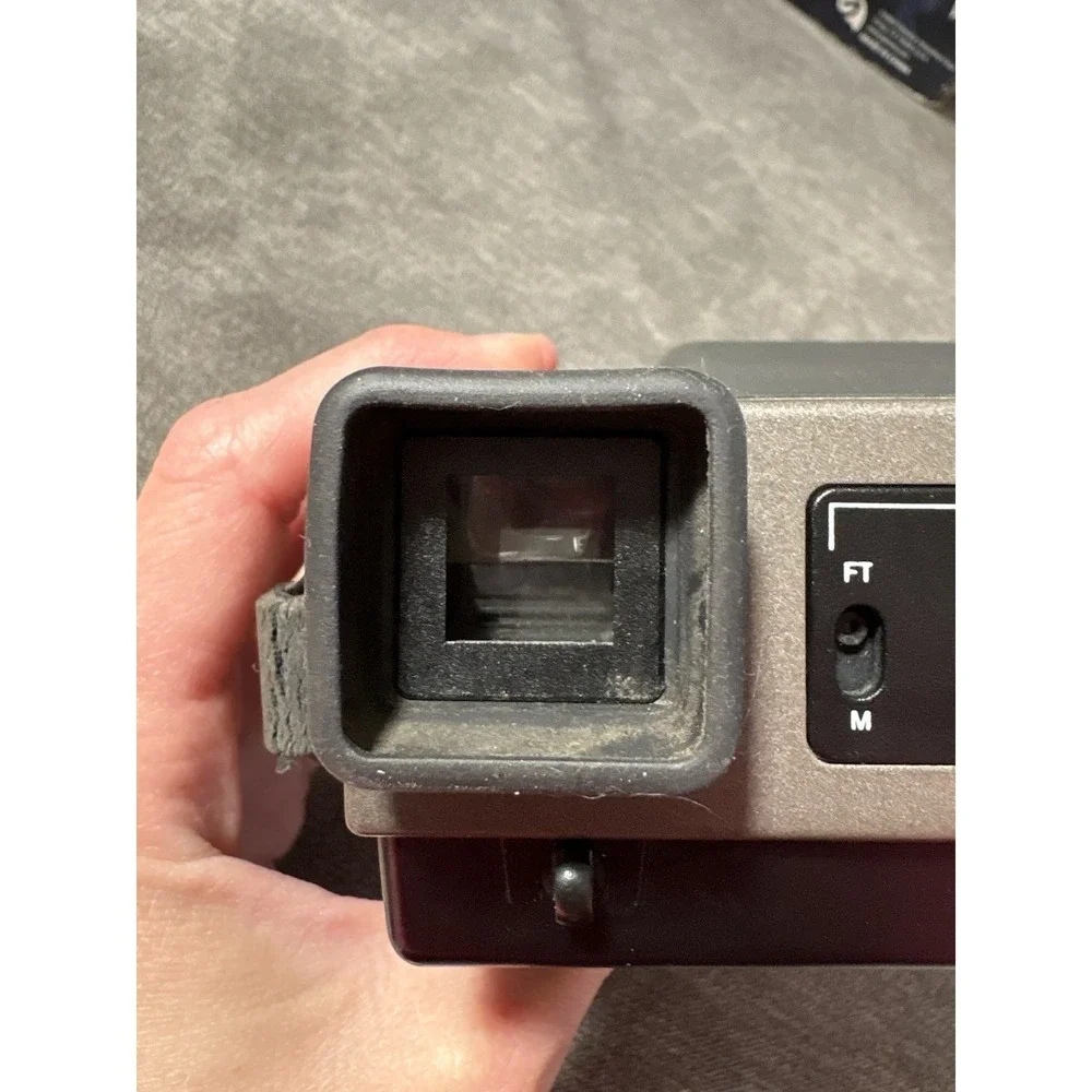 Polaroid Spectra System Instant Film Camera‎ Vintage Made In USA No Film